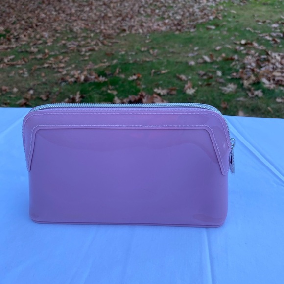Ted Baker Clutch Pink with Bow Zippered Closure - Picture 7 of 8